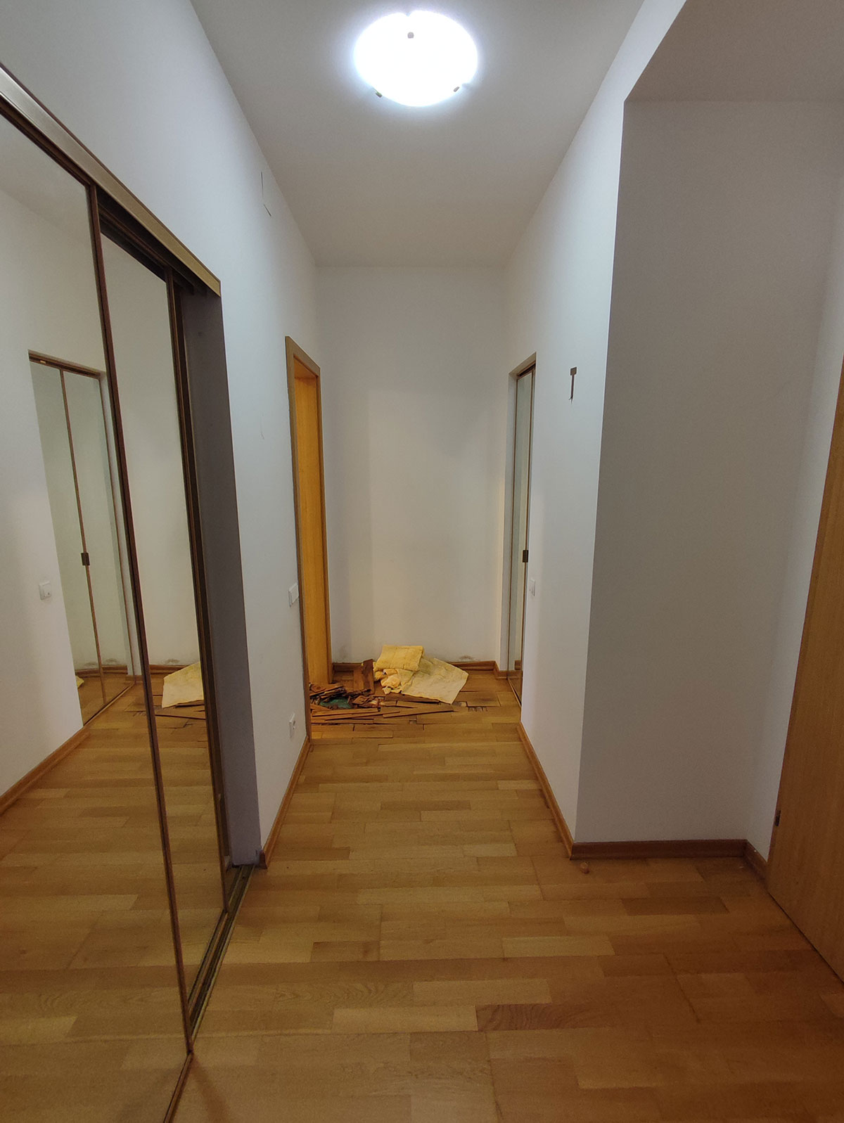 Reamenajare apartament 3 camere - înainte de renovare - 8