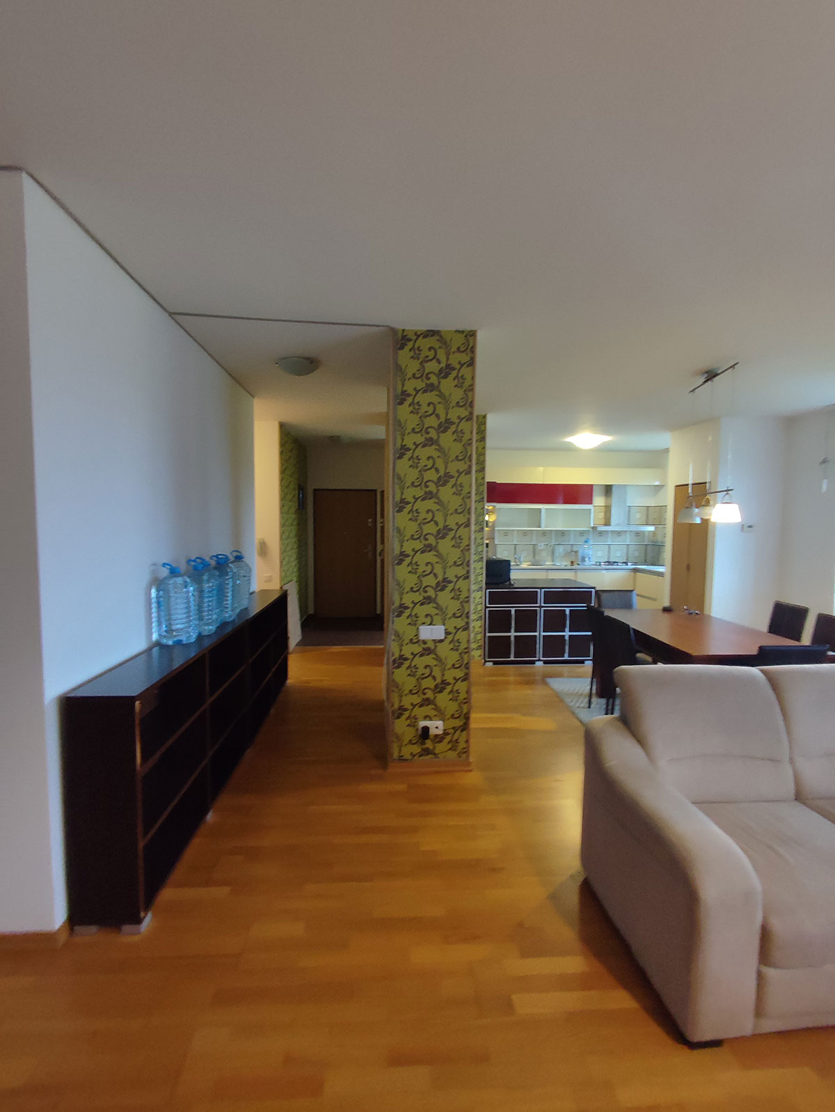 Reamenajare apartament 3 camere - înainte de renovare - 11